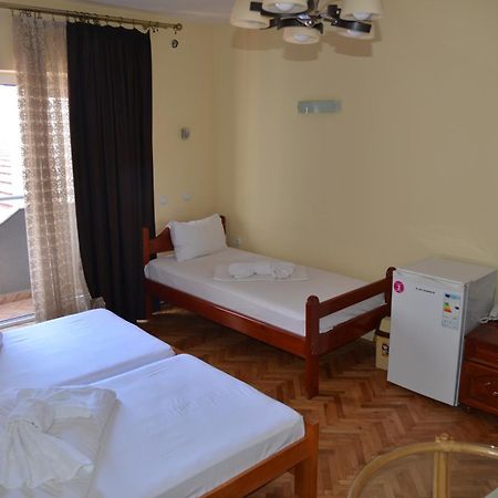 Hotel Bella Donna Kumanovo Esterno foto