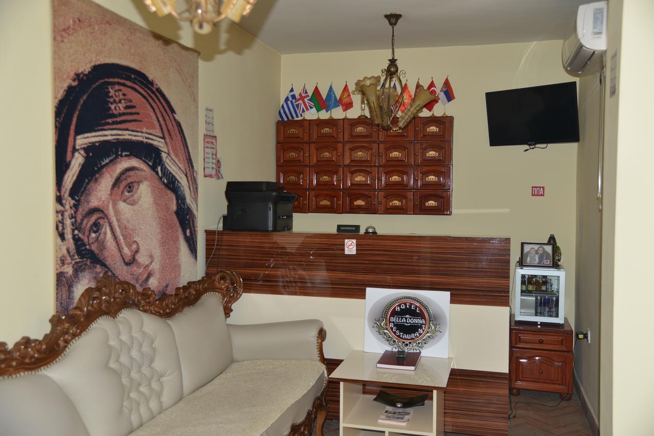 Hotel Bella Donna Kumanovo Esterno foto