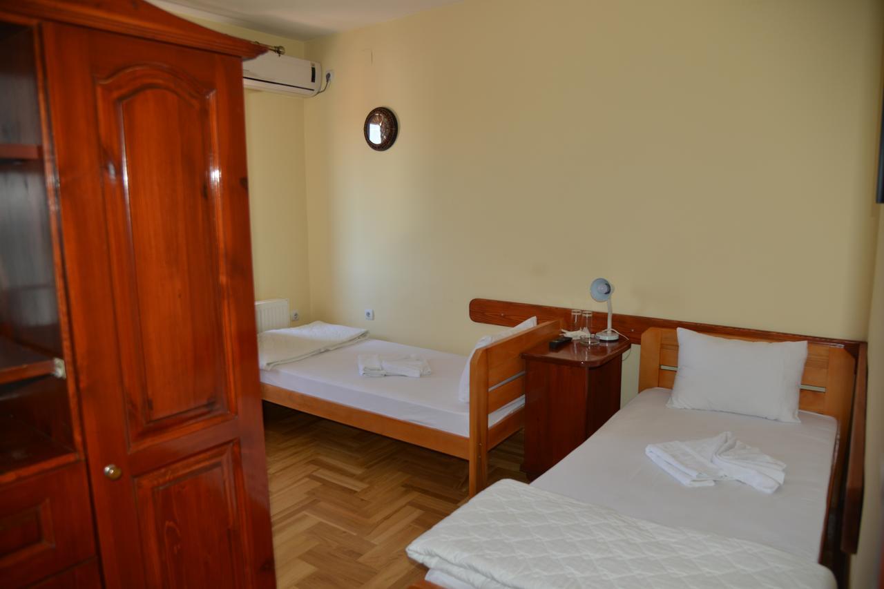 Hotel Bella Donna Kumanovo Esterno foto